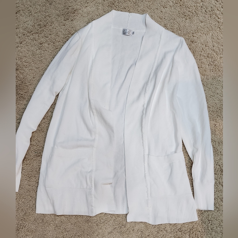 Cardigan with front pockets